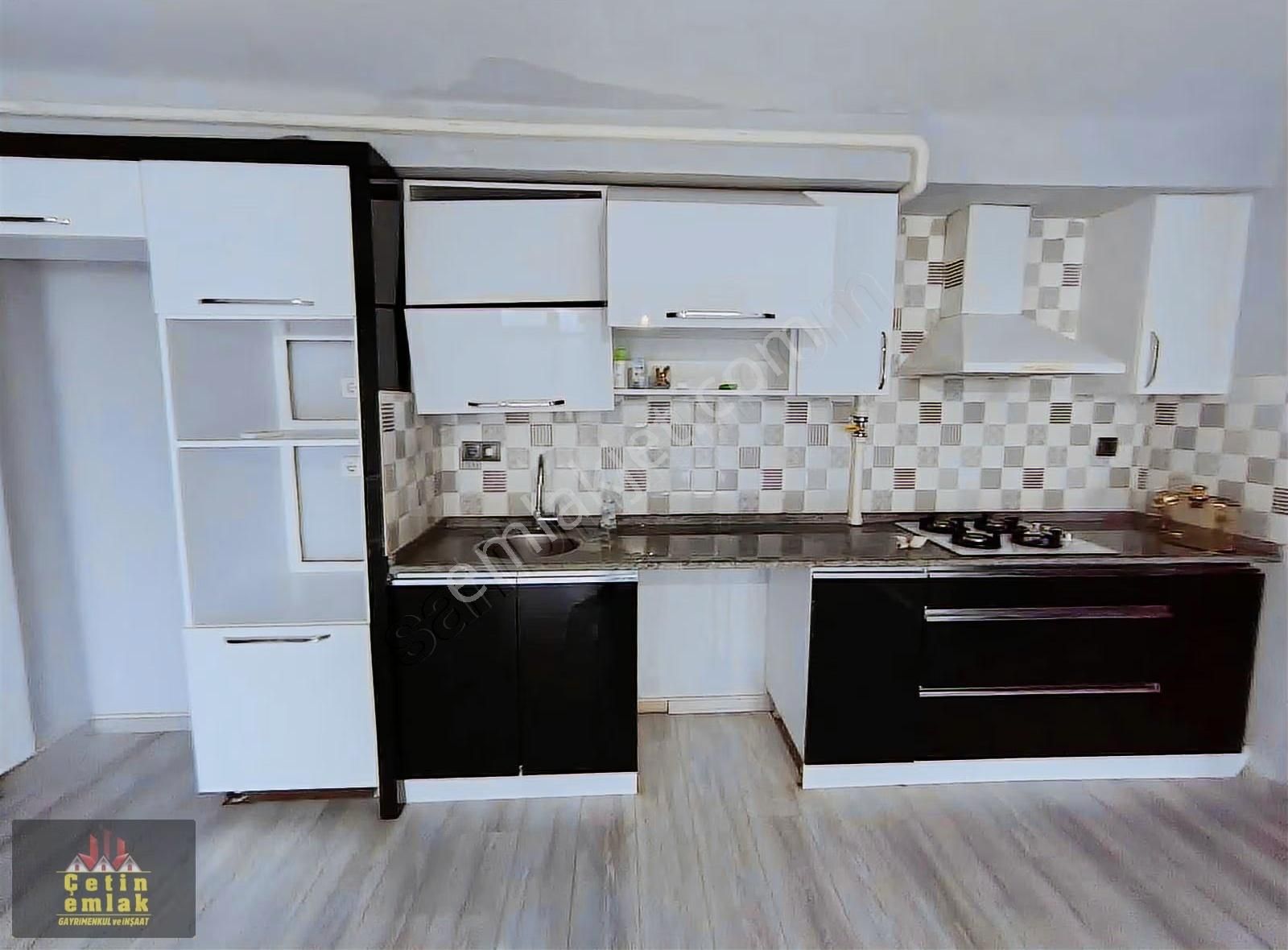 Kuşadasın Da Devamlı Kiralık Lüks 3+1 Daire - Görsel 22