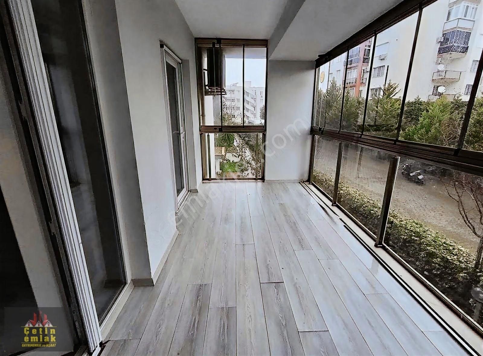 Kuşadasın Da Devamlı Kiralık Lüks 3+1 Daire - Görsel 13