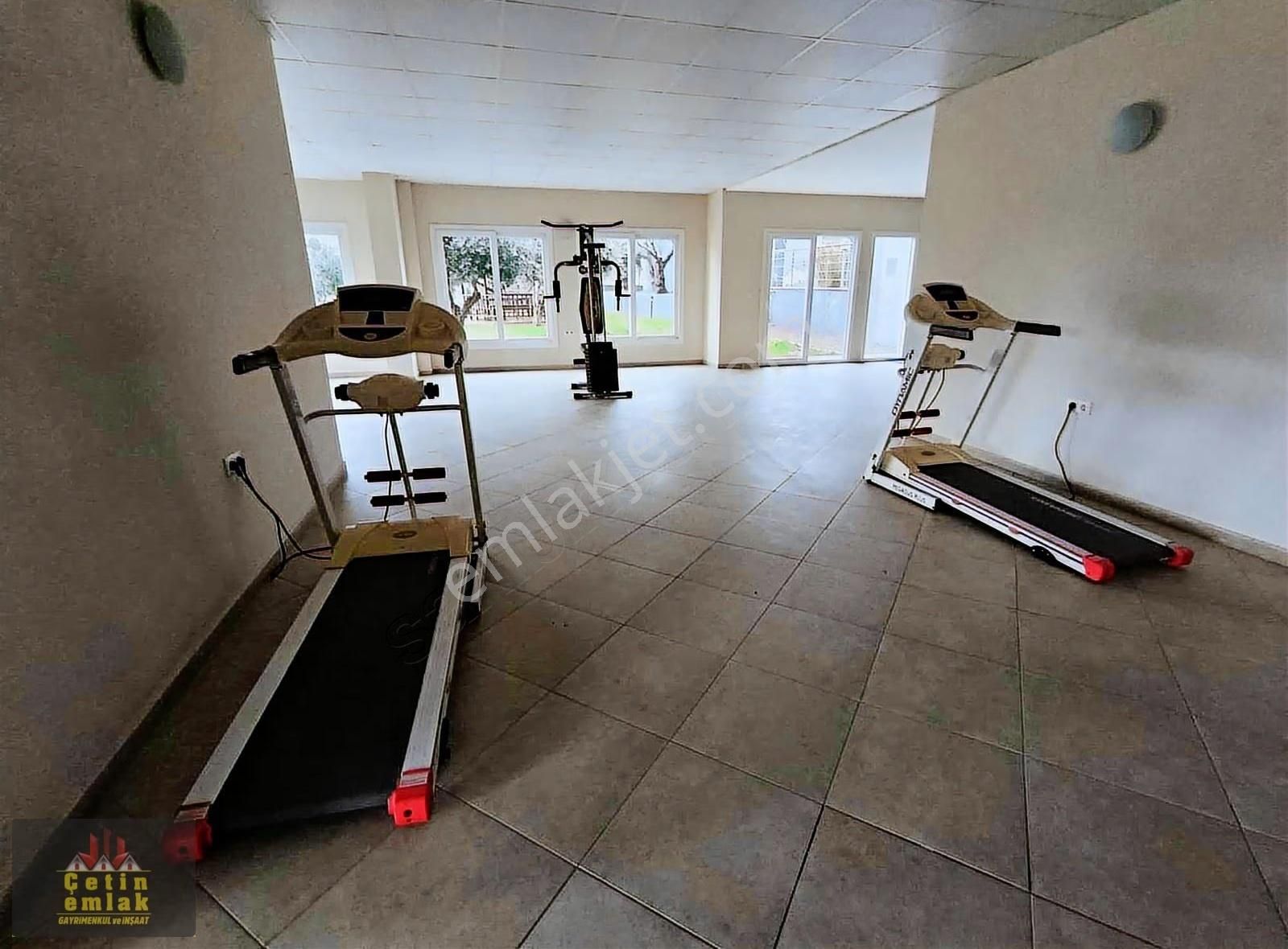 Kuşadasın Da Devamlı Kiralık Lüks 3+1 Daire - Görsel 9