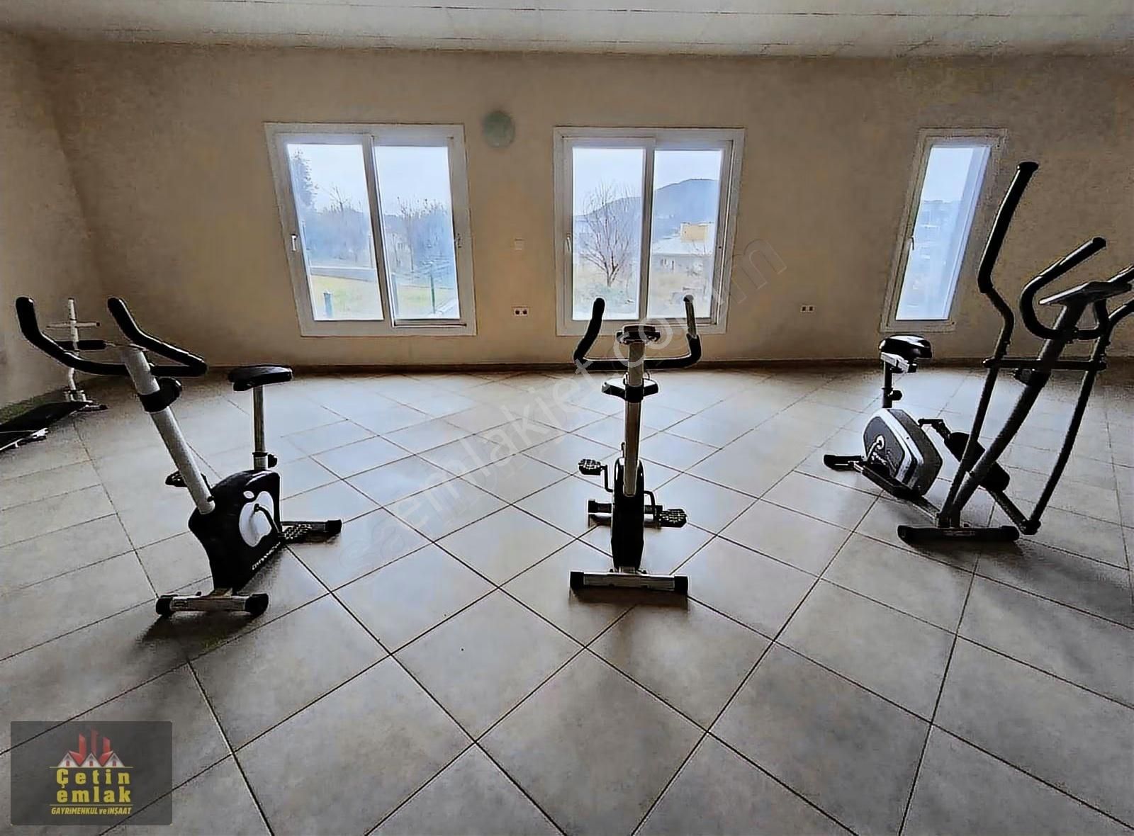 Kuşadasın Da Devamlı Kiralık Lüks 3+1 Daire - Görsel 12
