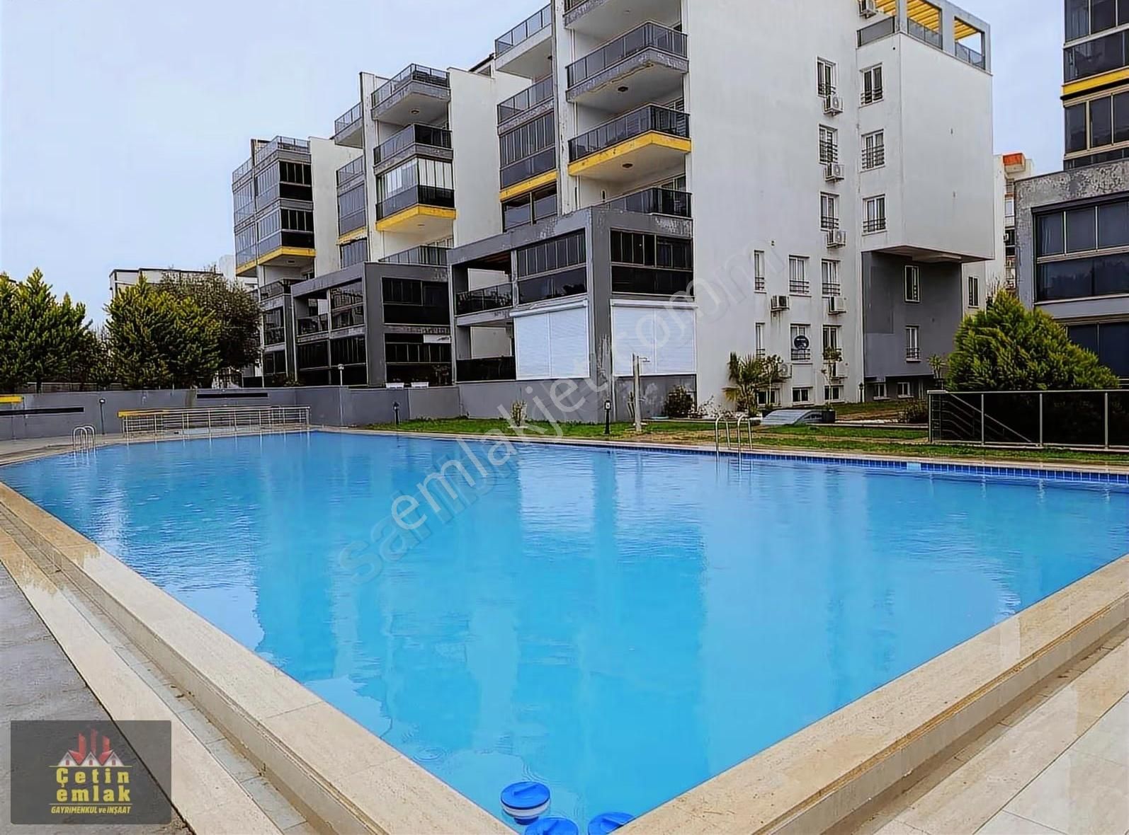 Kuşadasın Da Devamlı Kiralık Lüks 3+1 Daire - Görsel 8