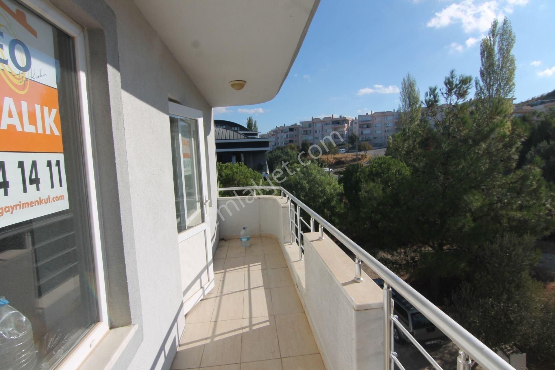 Çanakkkale Barbaros 3+1 Arakat Kiralık Daire - Görsel 27