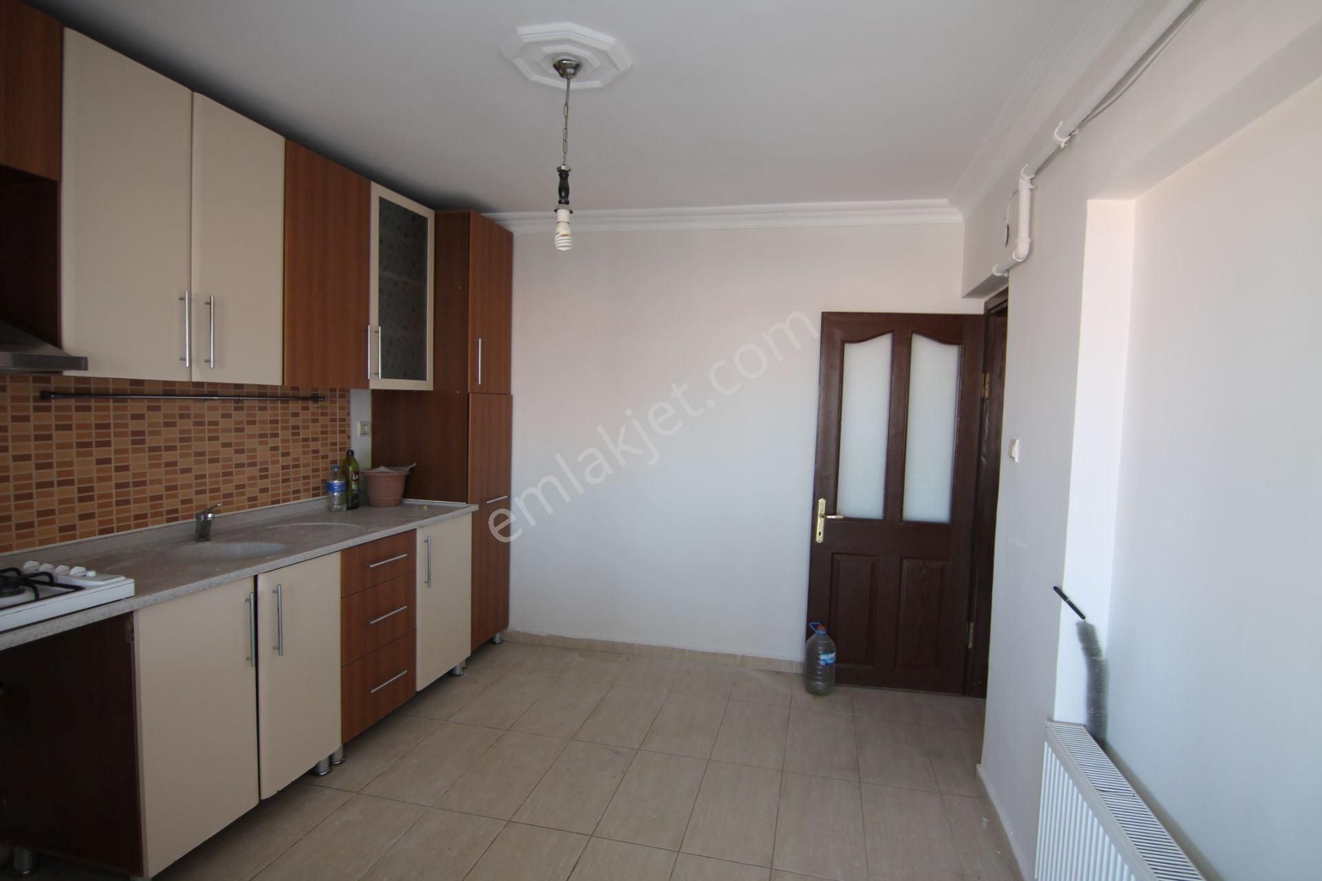 Çanakkkale Barbaros 3+1 Arakat Kiralık Daire - Görsel 11