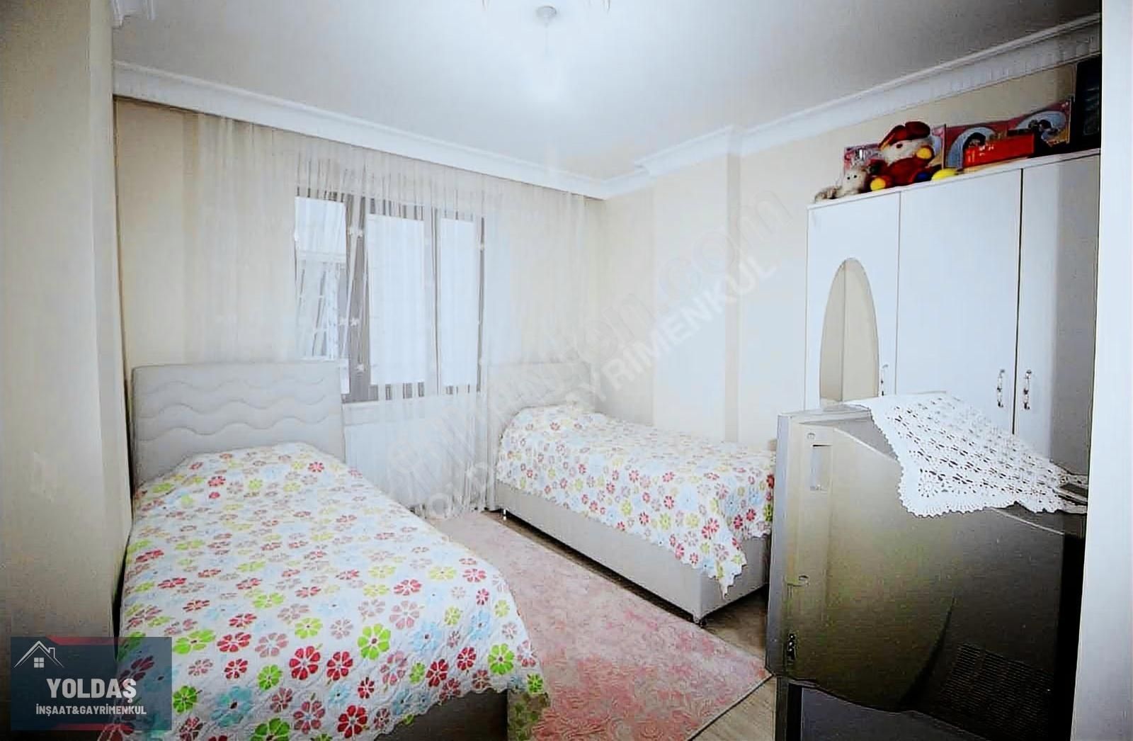 Yoldaş İnş Satılık 2+1 90 M2 Kot/1 Daire Yüksek Giriş Gibi Daire - Görsel 8
