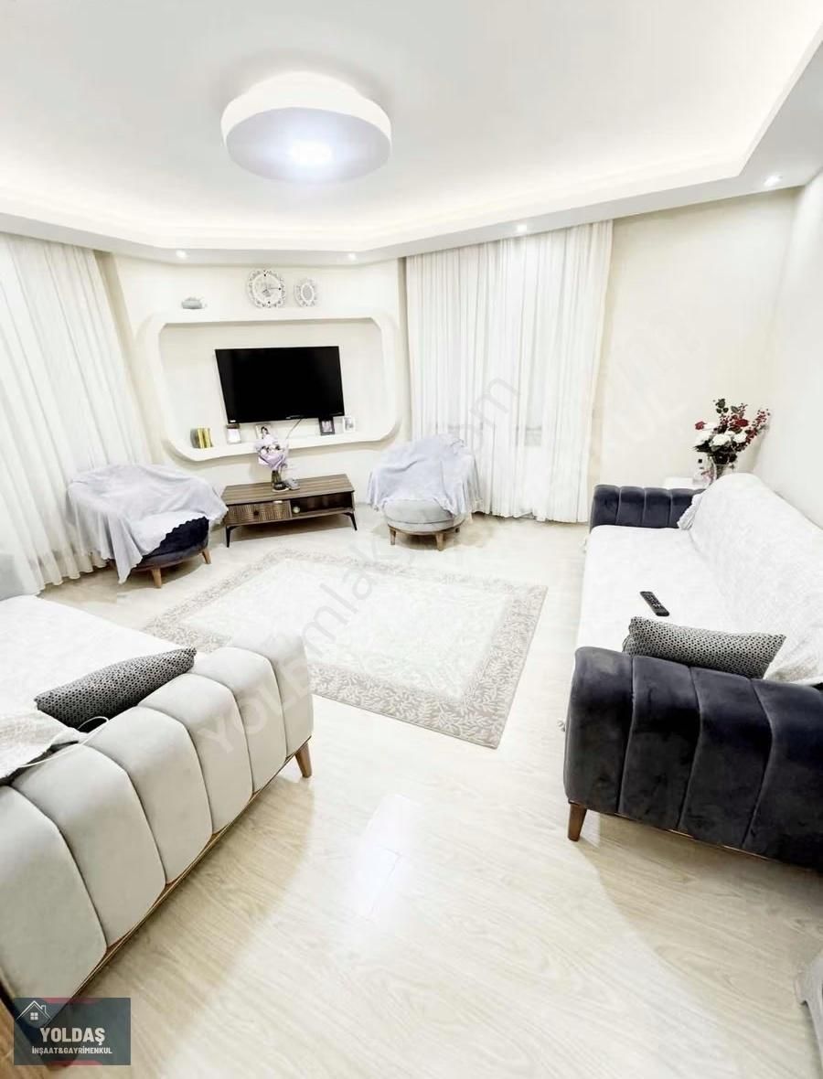 Yoldaş İnş Satılık 2+1 90 M2 Kot/1 Daire Yüksek Giriş Gibi Daire - Görsel 13