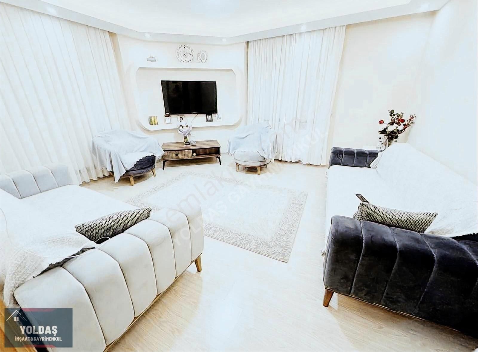 Yoldaş İnş Satılık 2+1 90 M2 Kot/1 Daire Yüksek Giriş Gibi Daire