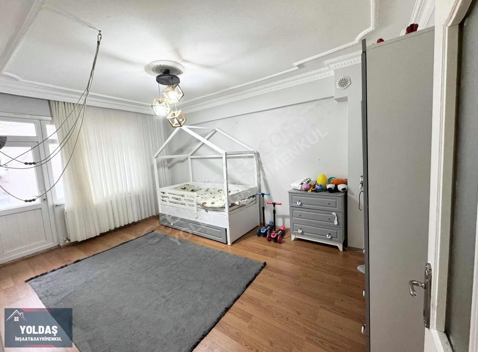 Yoldaş İnş Satılık 3+1 120 2. Kat Merkez Camiine Yakın Daire - Görsel 12