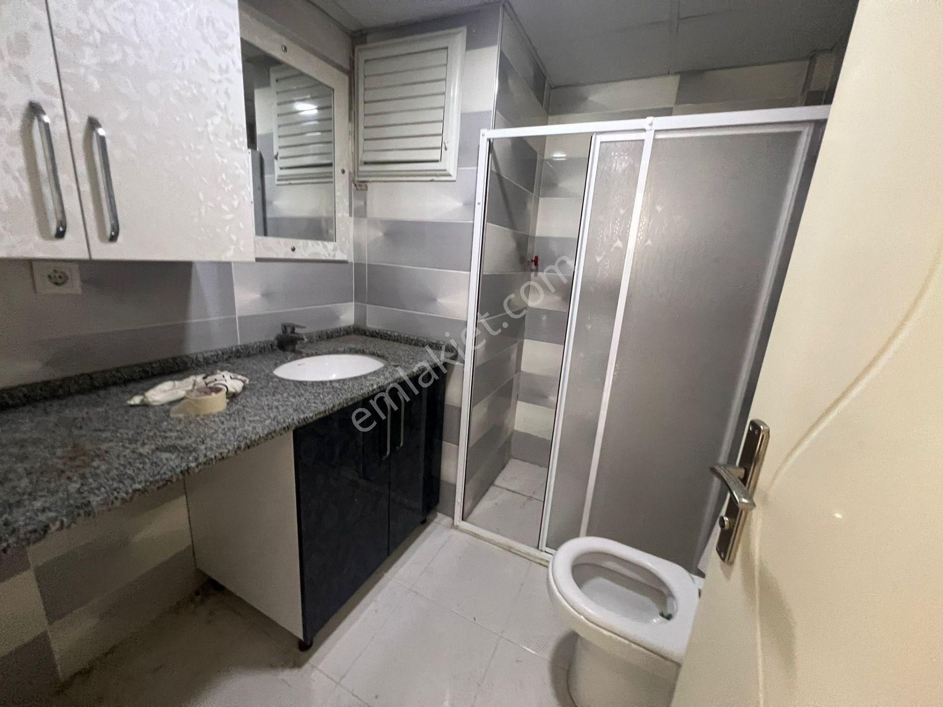 Konak Ulubatlı Mah.de 2+0 Ayrı Mutfak Balkonlu Havadar Ferah Kiralık Daire - Görsel 14