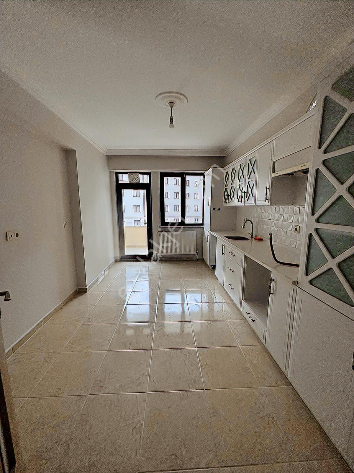 Şehrin Gözde Sitesi Armağan Evler'de Kiralık 3+1 Daire - Görsel 14