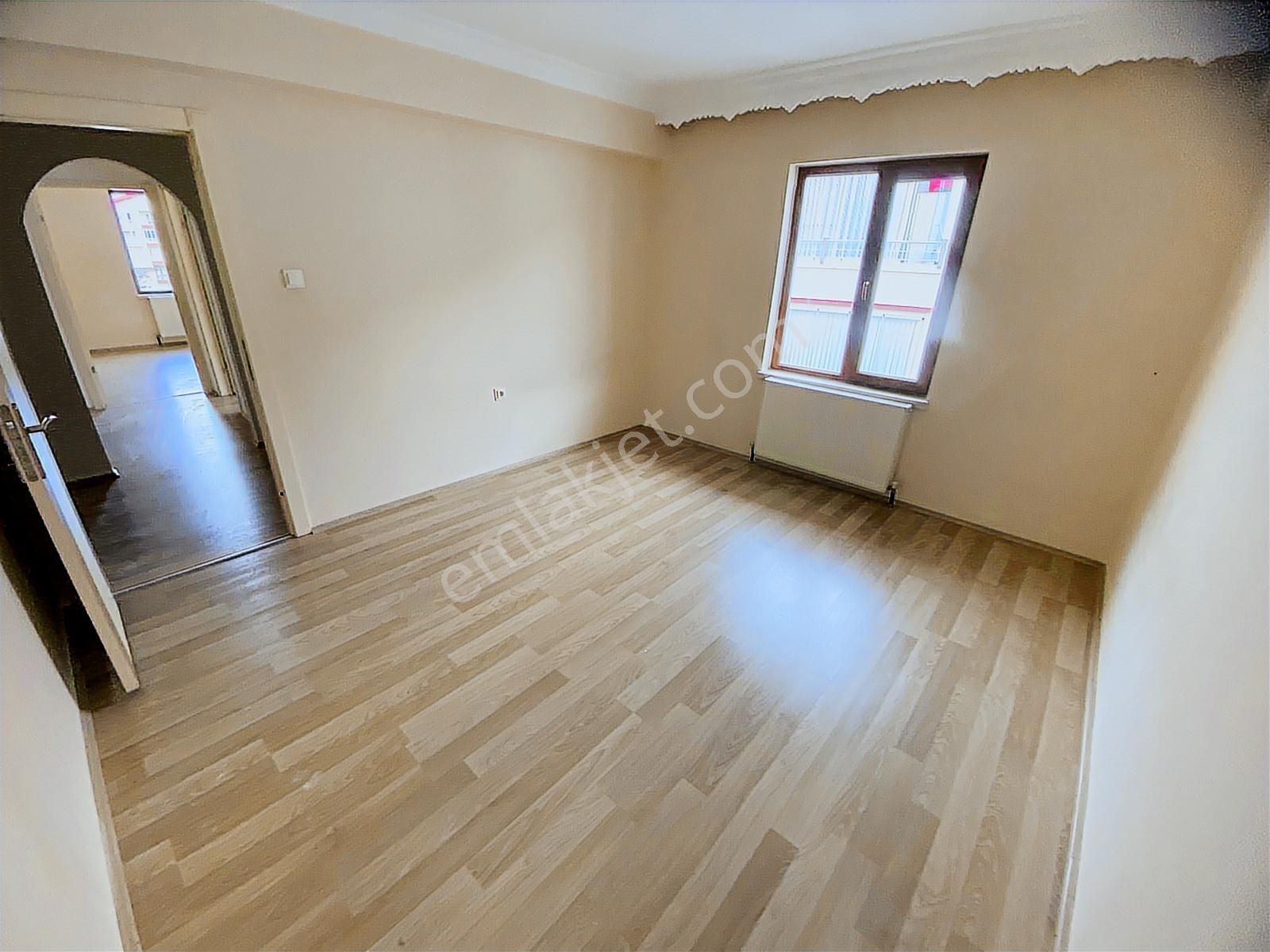Yıldıztepe'de, 3. Kat, Yapılı, Ferah, Ana Cadde Arkası Kiralık! - Görsel 17