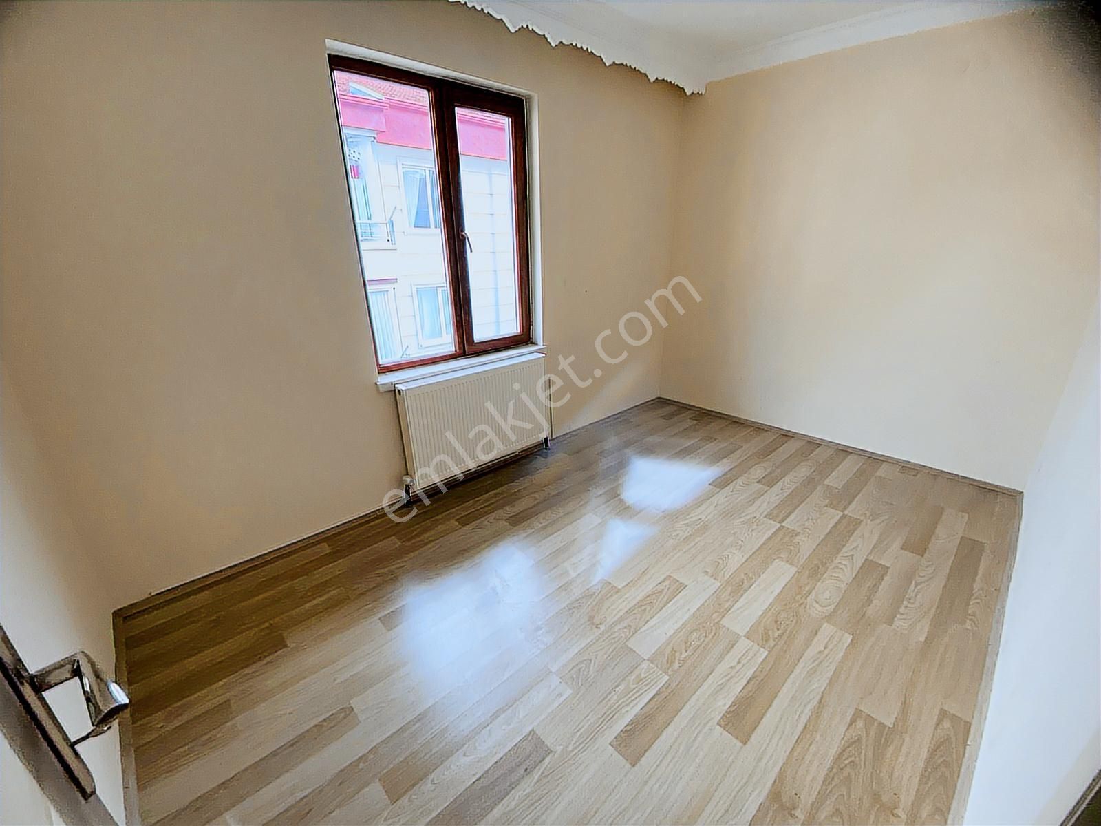 Yıldıztepe'de, 3. Kat, Yapılı, Ferah, Ana Cadde Arkası Kiralık! - Görsel 5