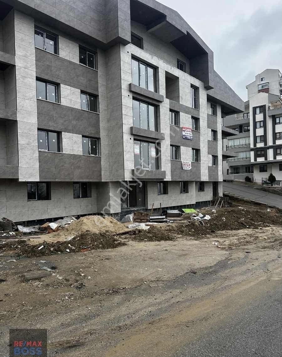 Çankaya'da Lüks Yapılı - Geniş Metrajlı - Full Manzaralı Daire