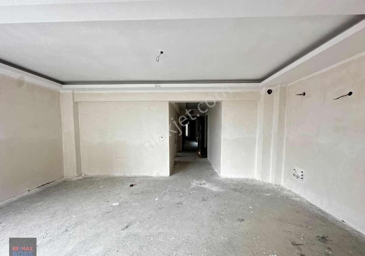 Çankaya'da Lüks Yapılı - Geniş Metrajlı - Full Manzaralı Daire - Görsel 21