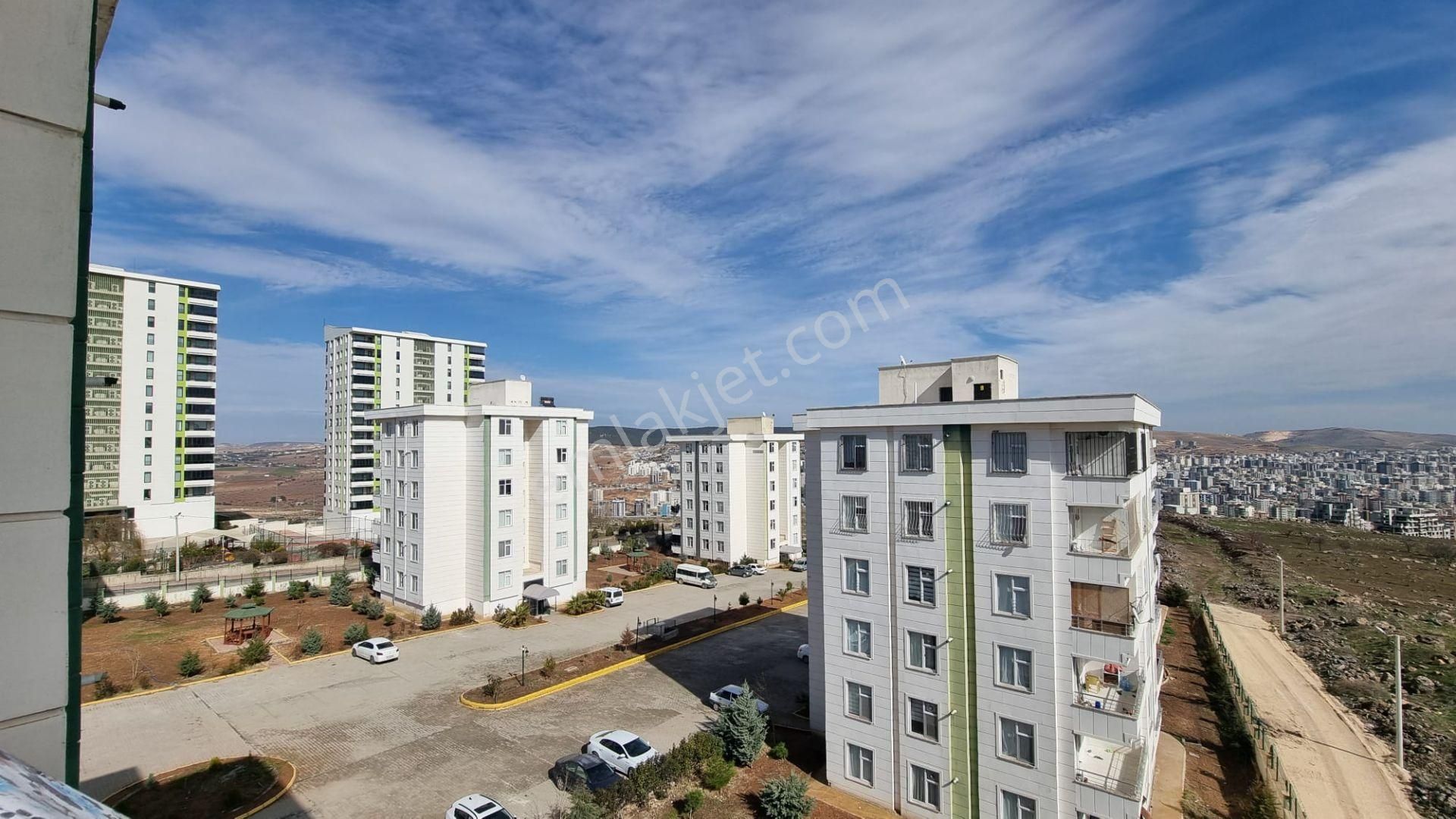 Akev Gayrimenkul'den Seyrantepe'de Site İçi 3+1 Ara Kat Daire - Görsel 25