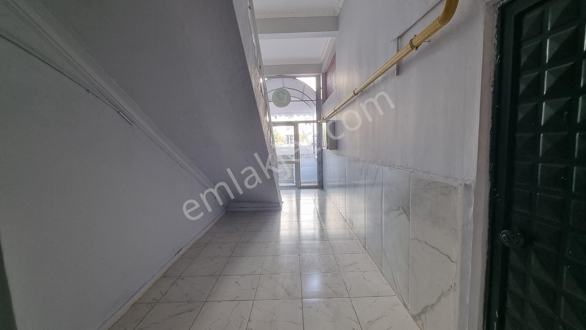 Akev Gayrimenkul'den Seyrantepe'de Site İçi 3+1 Ara Kat Daire - Görsel 24