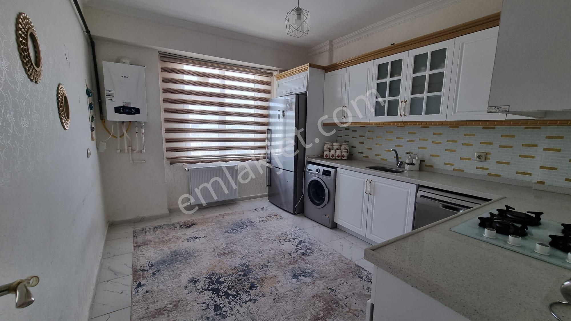 Akev Gayrimenkul'den Seyrantepe'de Site İçi 3+1 Ara Kat Daire - Görsel 8