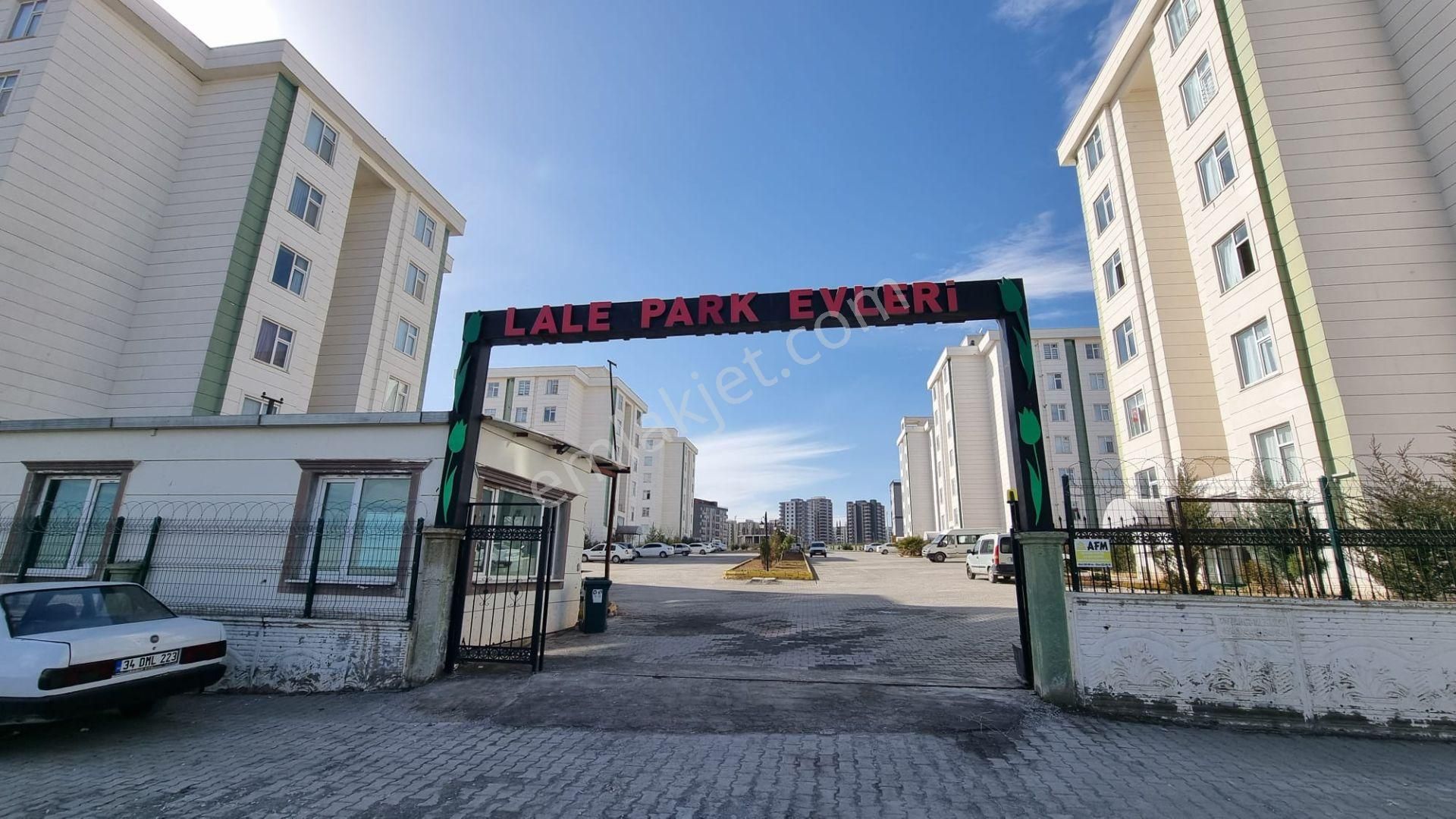 Akev Gayrimenkul'den Seyrantepe'de Site İçi 3+1 Ara Kat Daire - Görsel 19