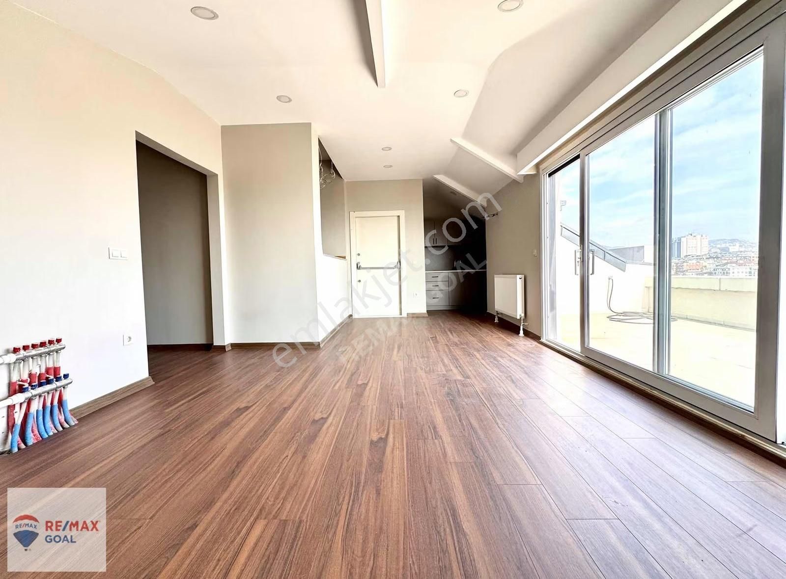 Deniz Manzaralı Önü Kapanmaz 5+2 Teraslı Satılık Dubleks - Görsel 25