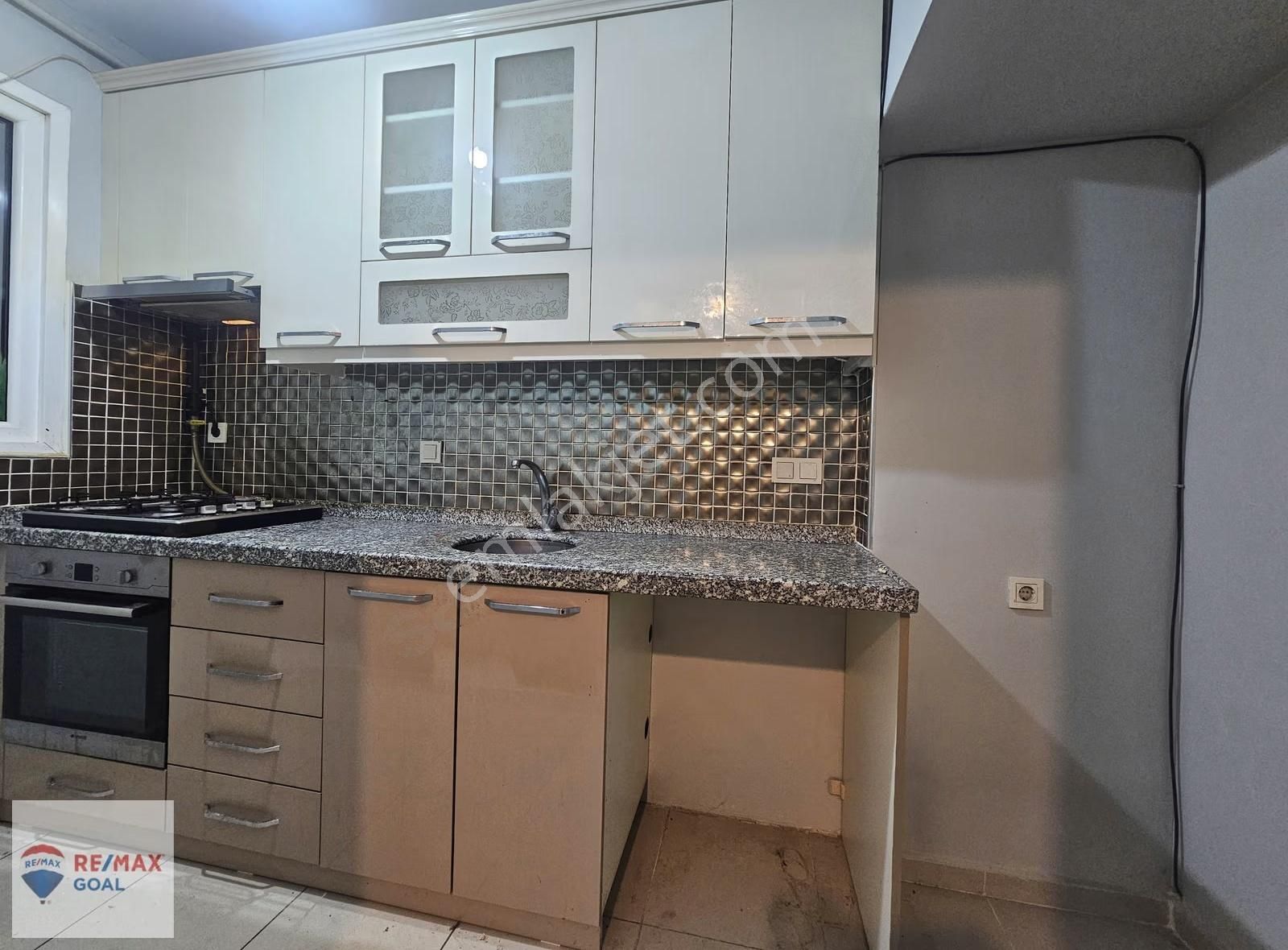 Remax Şirvan'dan Hasanpaşa'da Ara Kat 2+1 Satılık Daire - Görsel 18