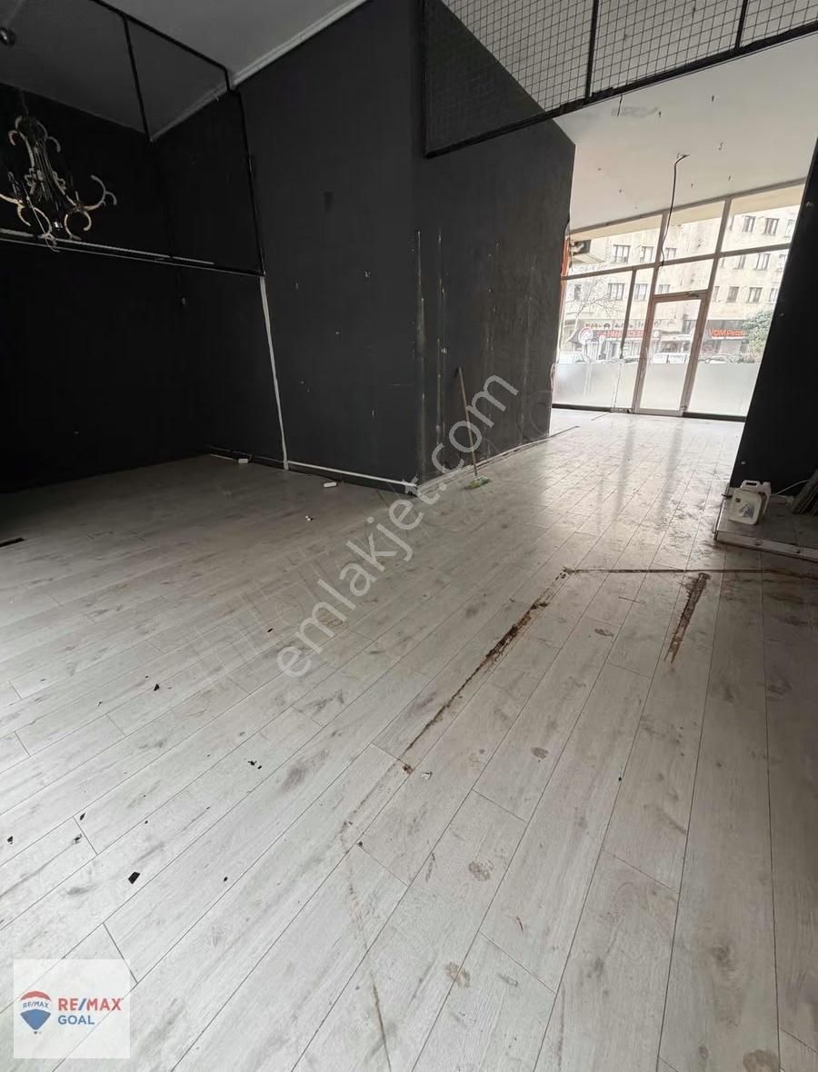 Atatürk Caddesine Yürüme Mesafesinde Düz Giriş Dükkan - Görsel 2