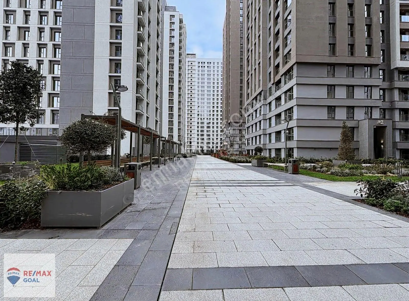 16.etap Arakat Sıfır Eşyalı Ve Balkonlu Kiralık Daire - Görsel 4