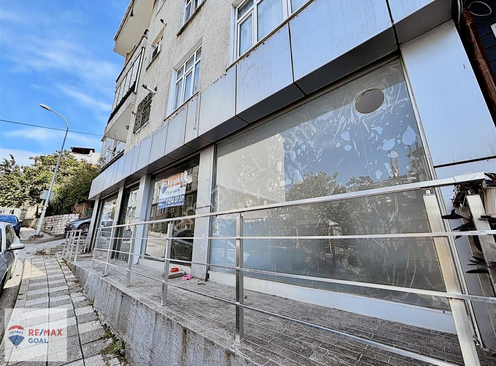 Koşuyolu Caddesinde Mağaza Ve Ofisleri - Görsel 4