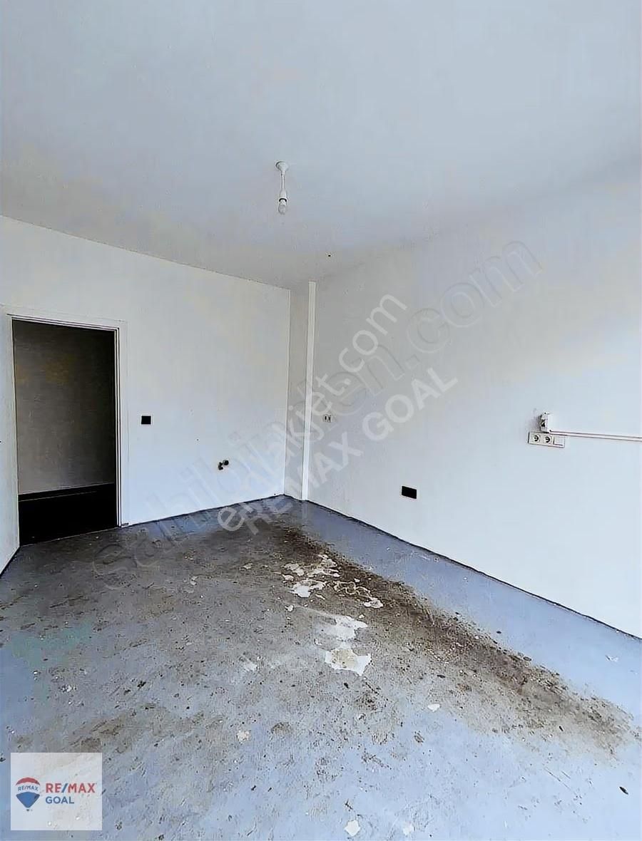 Koşuyolu Caddesinde Mağaza Ve Ofisleri - Görsel 10