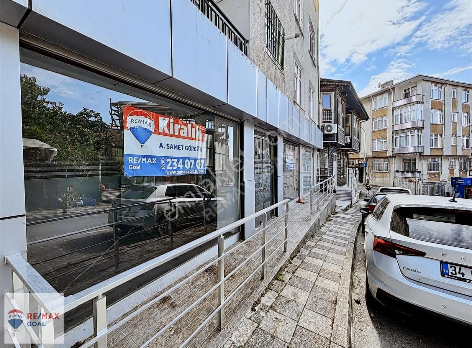 Koşuyolu Caddesinde Mağaza Ve Ofisleri - Görsel 3