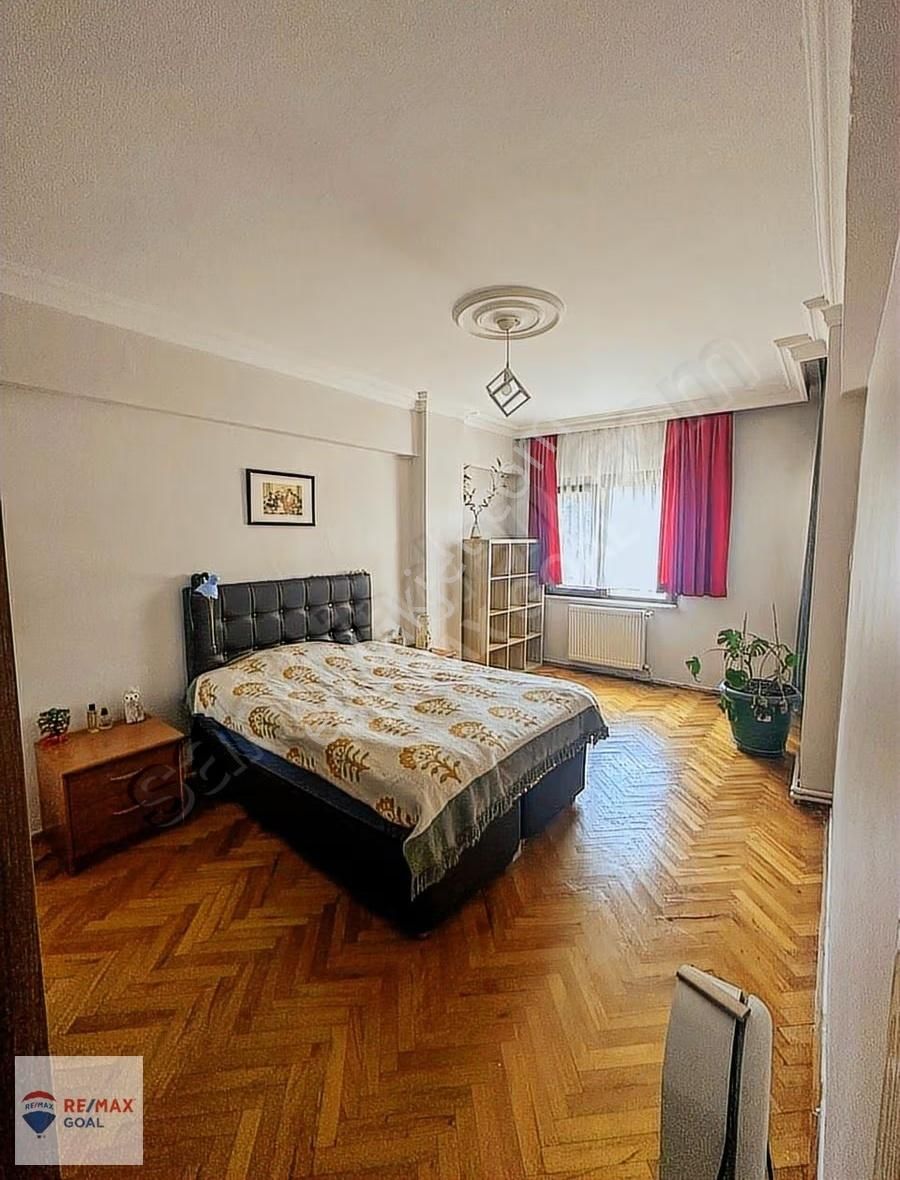 Küçükyalı'da Merkezi Konumda Masrafsız 3+1 Kiralık Daire - Görsel 6