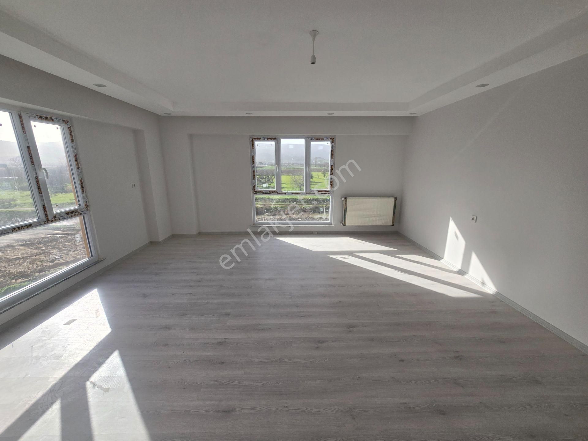 Aden Premium Evlerinde Kiralık 3+1 Daire Han Emlak'tan - Görsel 3