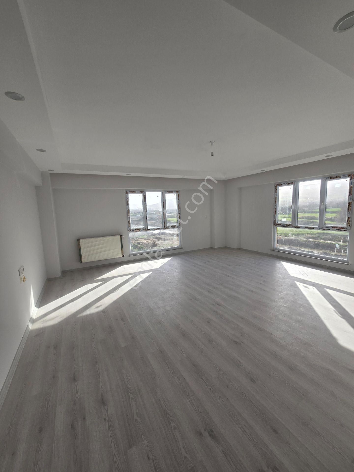 Aden Premium Evlerinde Kiralık 3+1 Daire Han Emlak'tan - Görsel 2