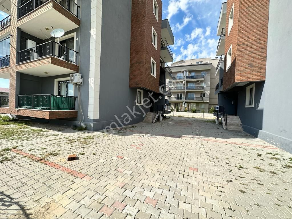 Seyrek'te Yatırıma Uygun 2+1 Eşyalı Satılık Daire​​​ - Görsel 2