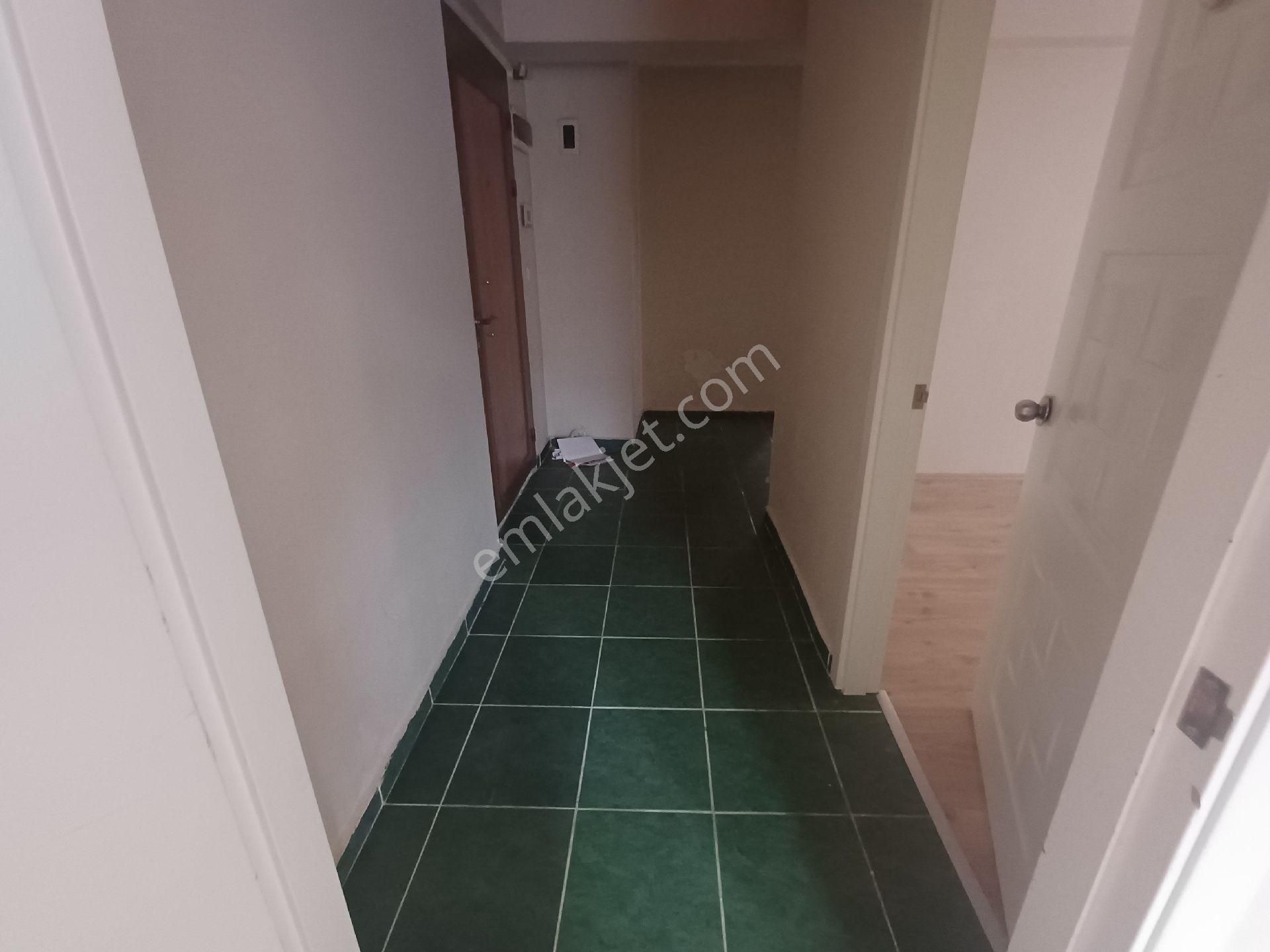 Kalekışladan Cadde Yakını Kiralık 3+1daire - Görsel 5