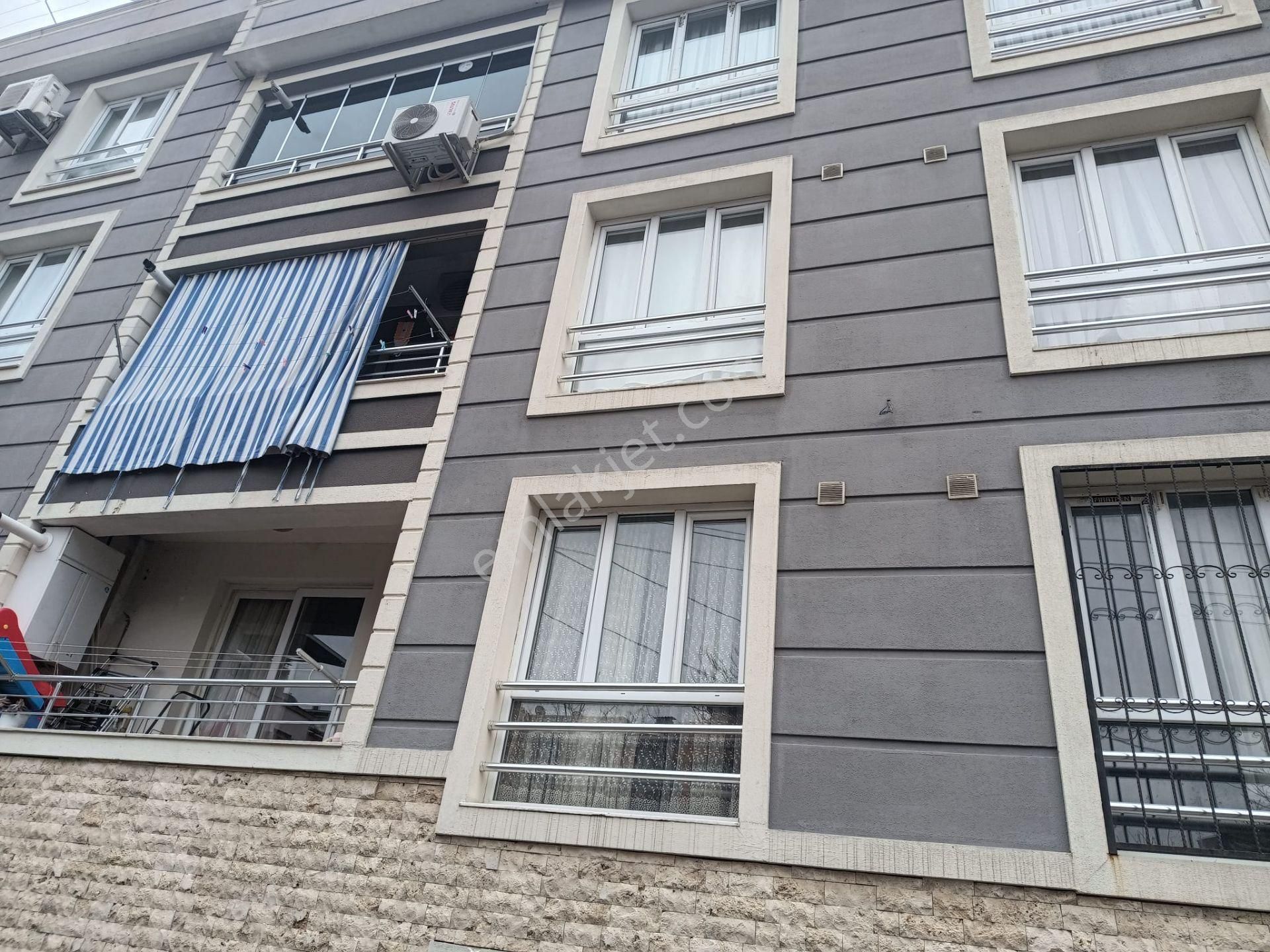 Buket Emlaktan Satılık 2+1 Daire Ara Kat Kapalı Mutfak