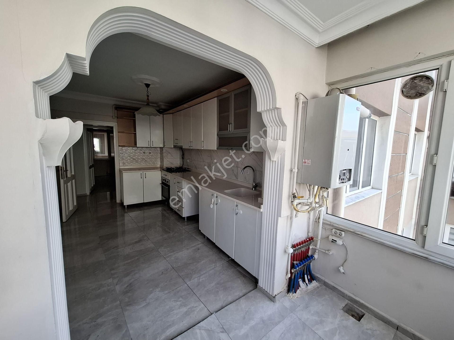 Elfi Den Bahçelievler Mahallesi Satılık 3+1 Daire - Görsel 9