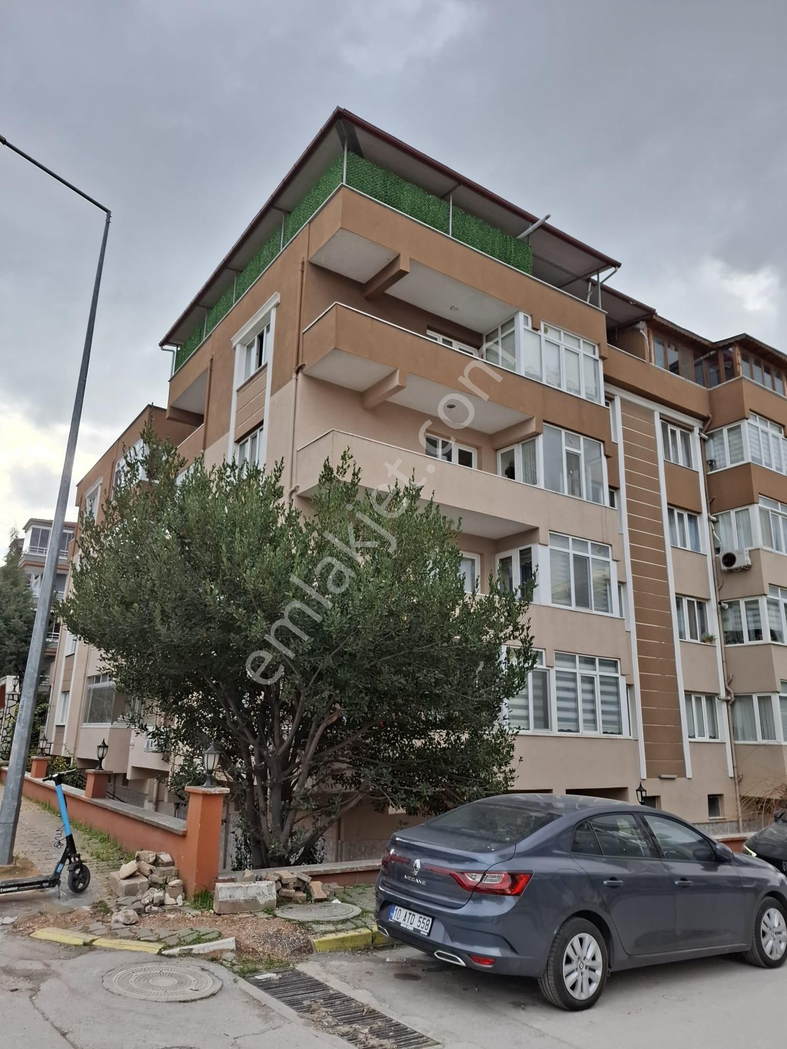 Elfi Den Bahçelievler Mahallesi Satılık 3+1 Daire - Görsel 19