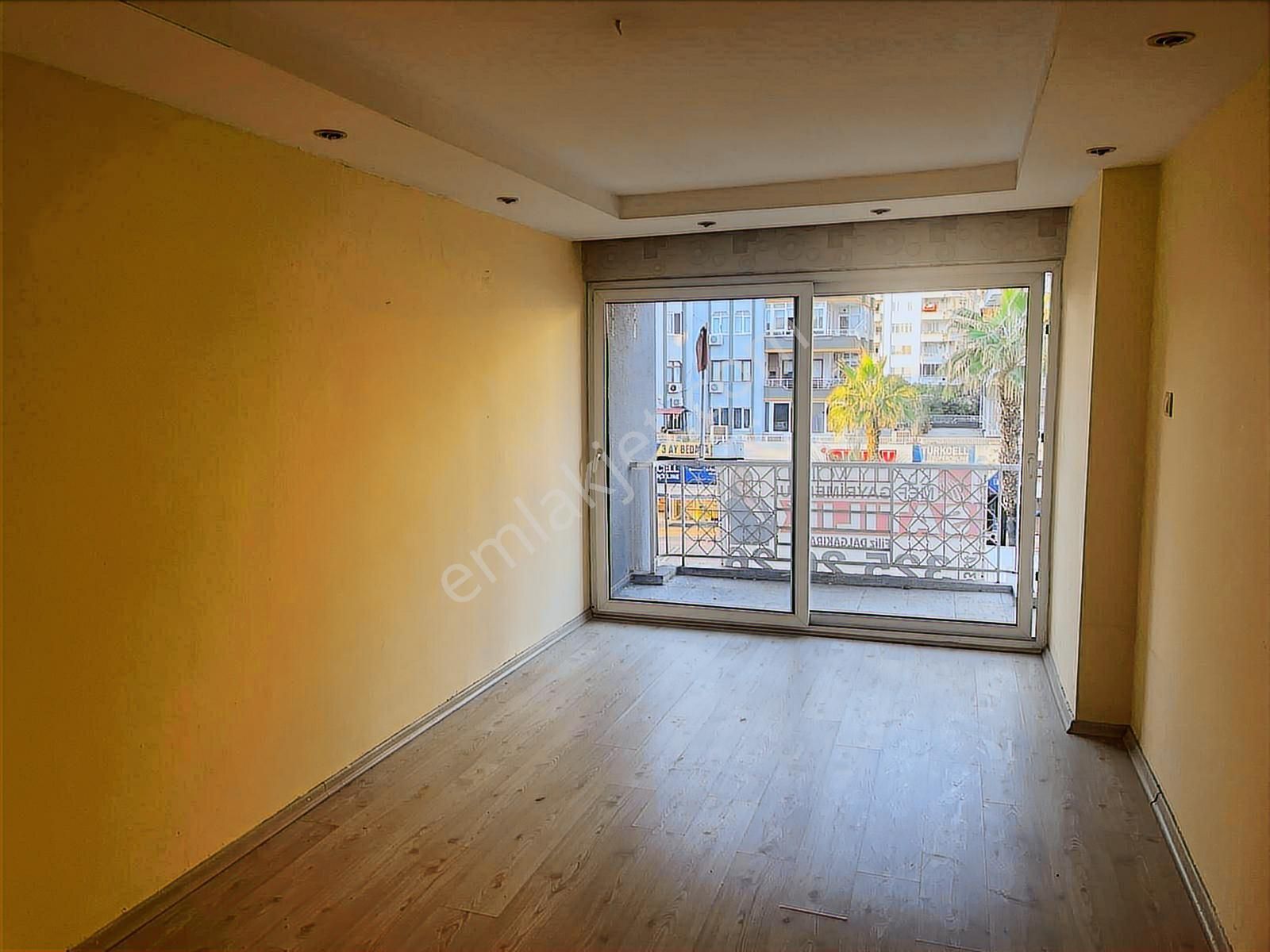 Gazi Mah.gmk Bulvarı Üzeri Merkezi Konumda Kiralık 3+1 Daire - Görsel 6
