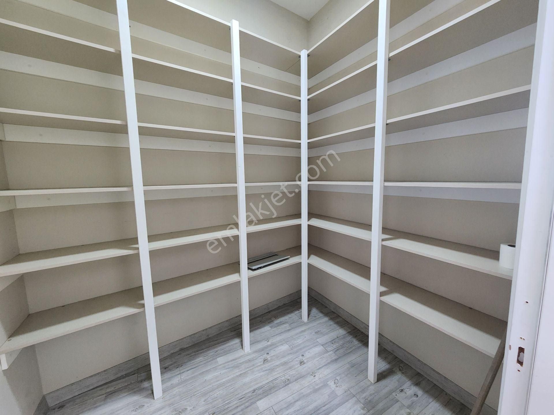 Kartal Kule'de Deniz&adalar Manzaralı Kiralık Ofis En Geniş Tip - Görsel 9