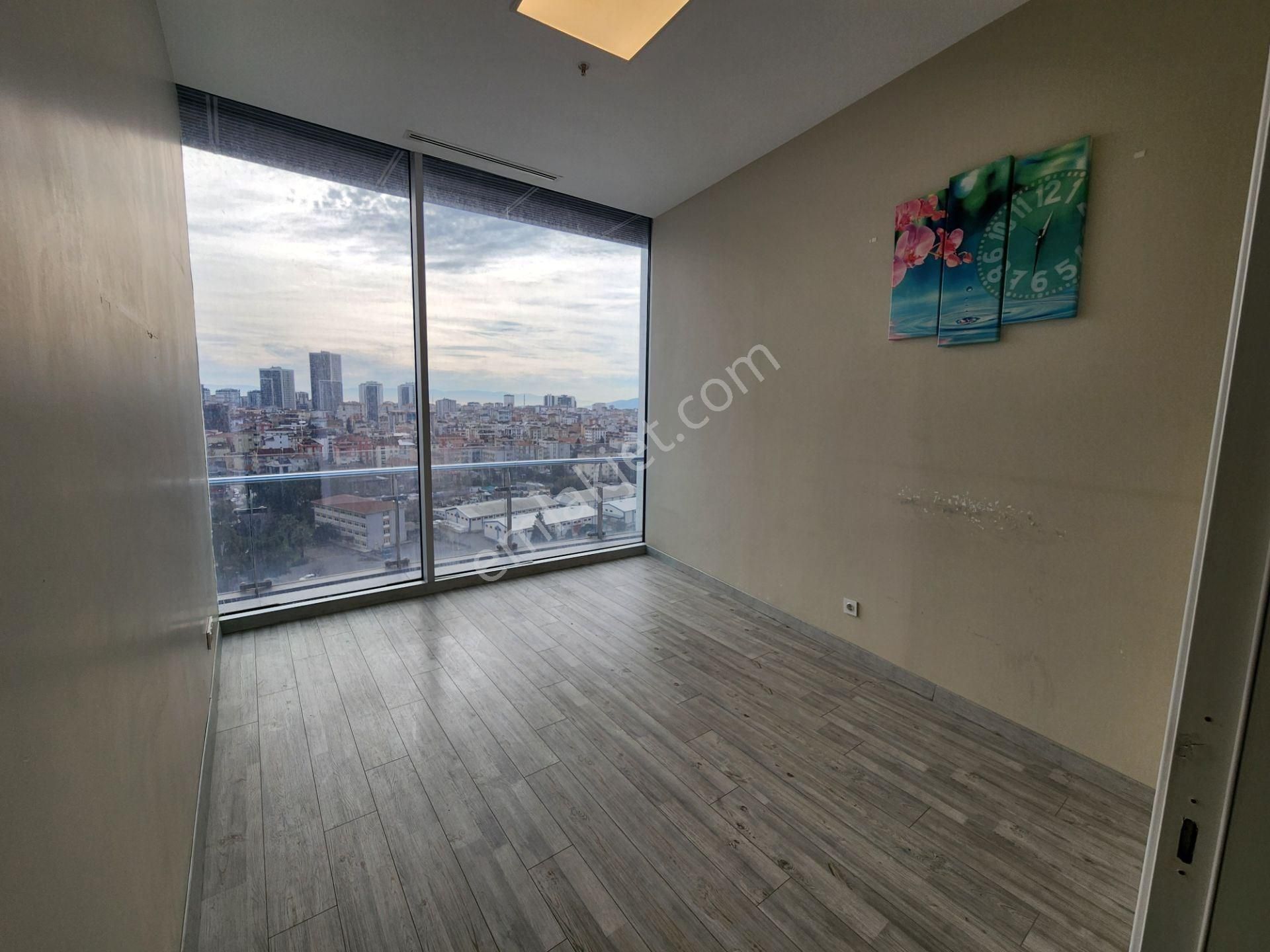 Kartal Kule'de Deniz&adalar Manzaralı Kiralık Ofis En Geniş Tip - Görsel 16