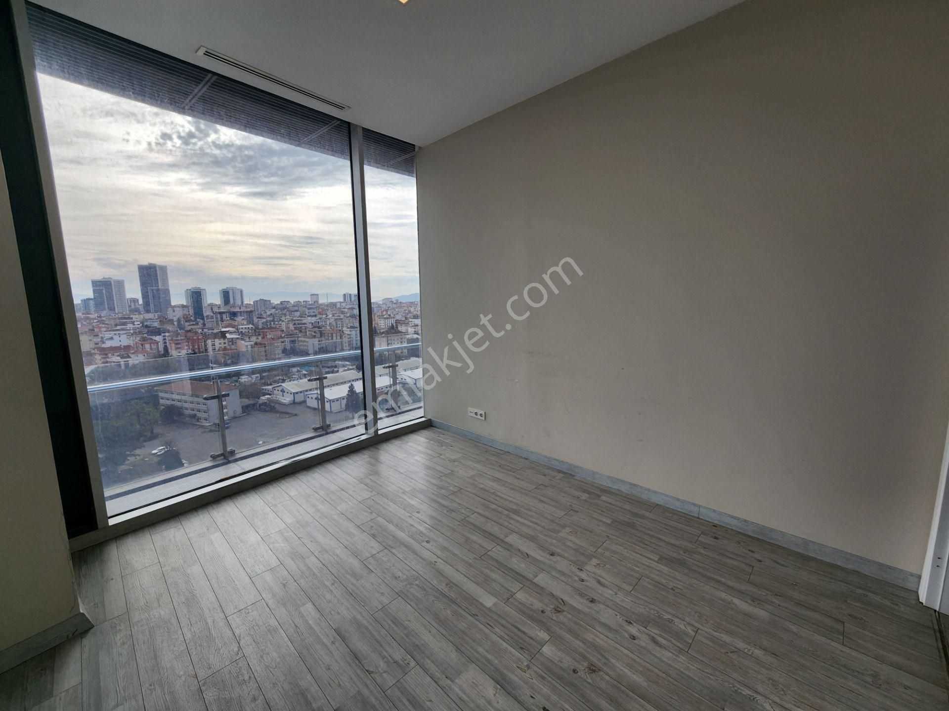 Kartal Kule'de Deniz&adalar Manzaralı Kiralık Ofis En Geniş Tip - Görsel 15