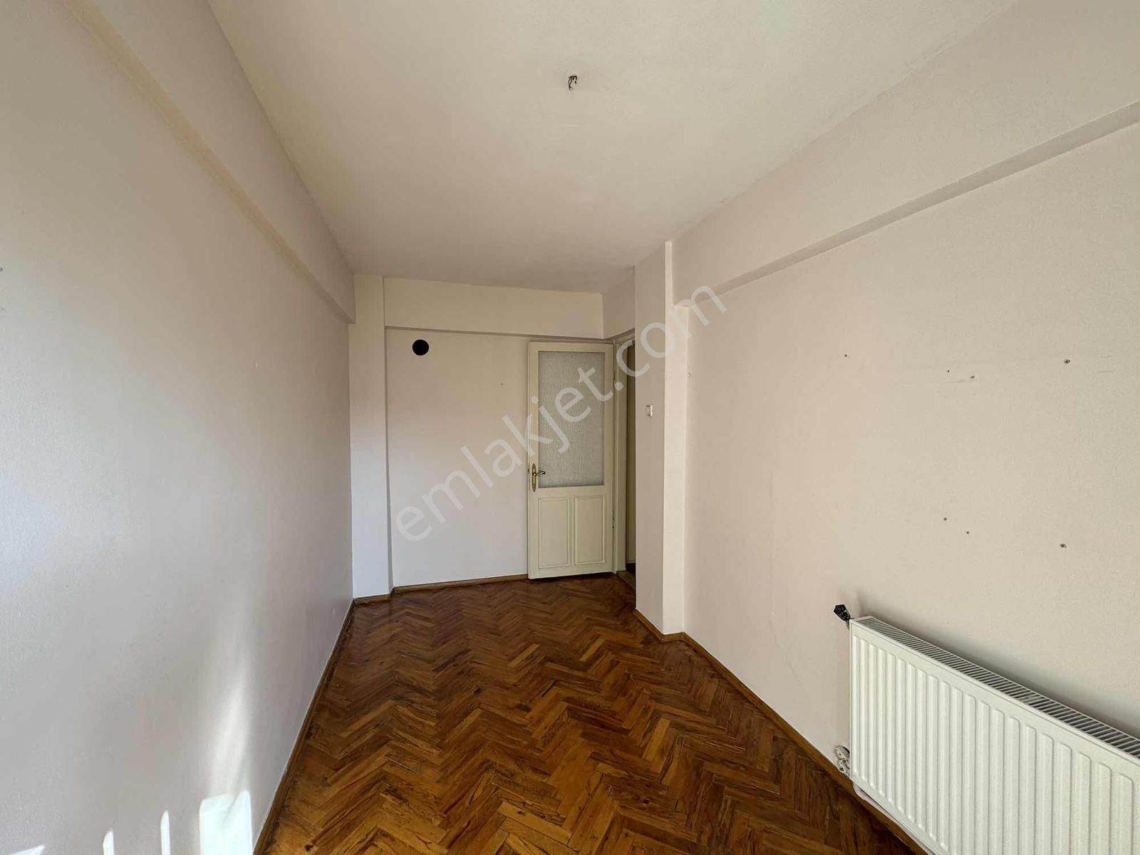 Bürmen'den Göztepe Klüp Binası Karşısı Sahile Çok Yakın Daire - Görsel 31