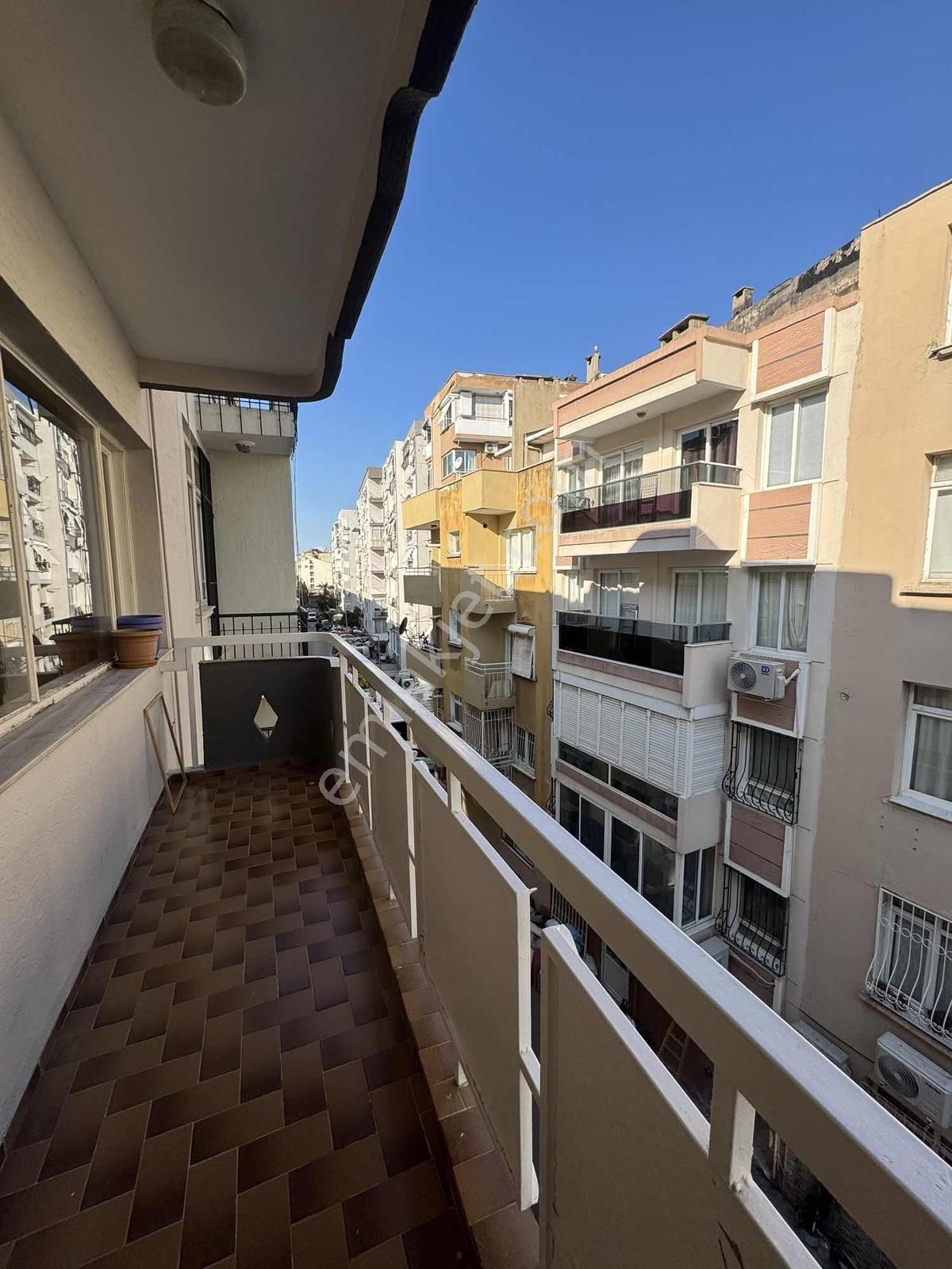 Bürmen'den Göztepe Klüp Binası Karşısı Sahile Çok Yakın Daire - Görsel 29