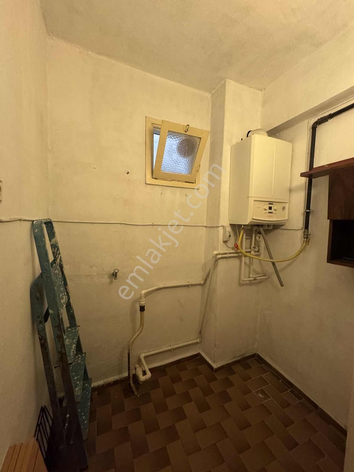 Bürmen'den Göztepe Klüp Binası Karşısı Sahile Çok Yakın Daire - Görsel 3