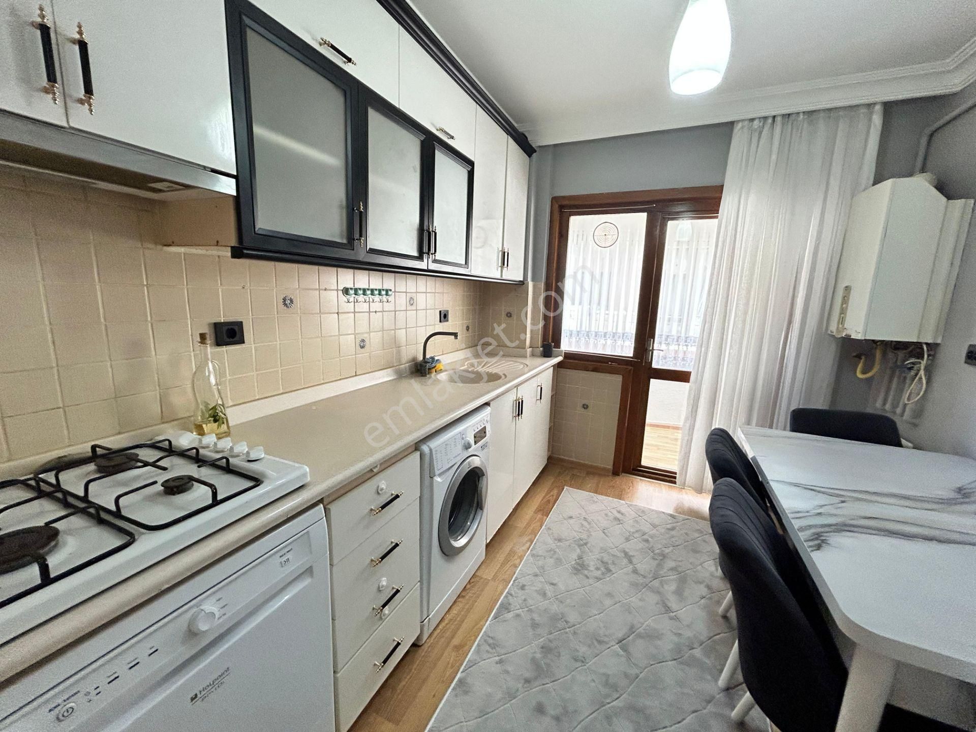 Lider Emlak'tan Güneşevler Merkezde Eşyalı Kiralık 3+1 Daire - Görsel 8