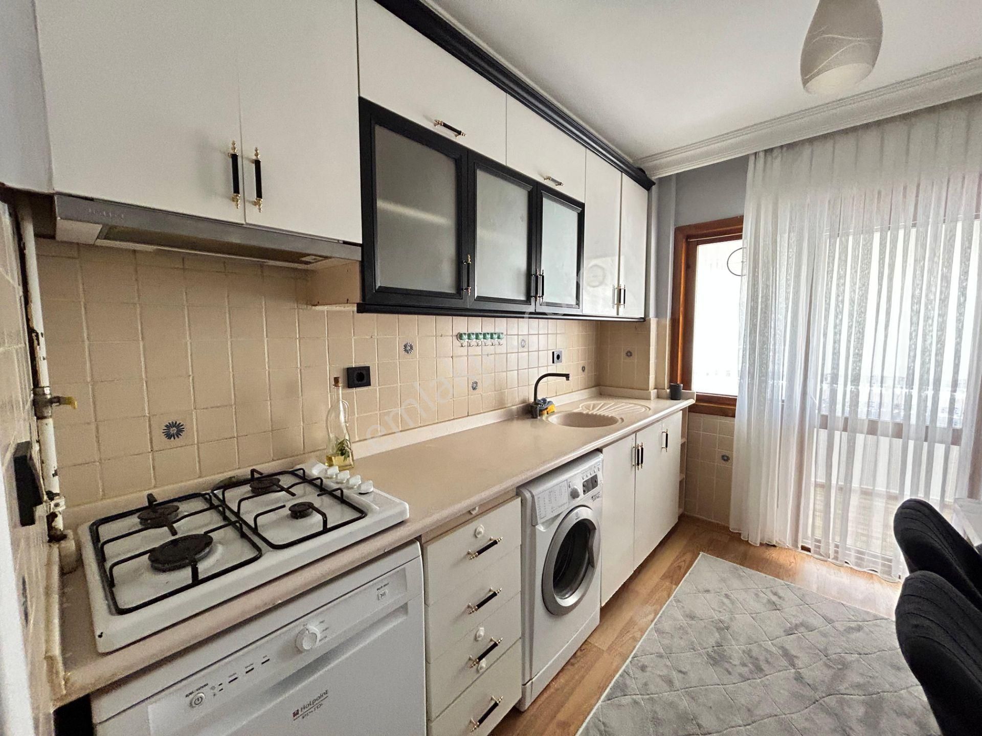 Lider Emlak'tan Güneşevler Merkezde Eşyalı Kiralık 3+1 Daire - Görsel 7