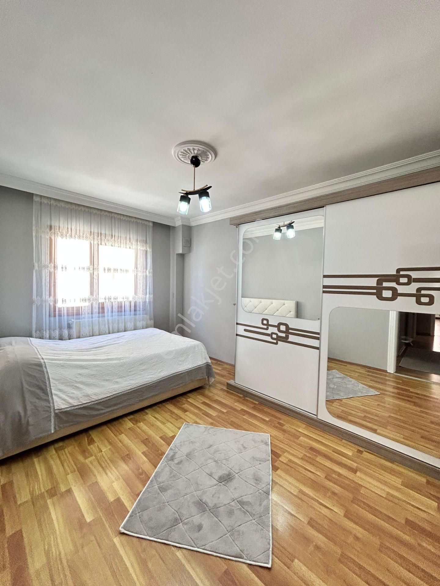 Lider Emlak'tan Güneşevler Merkezde Eşyalı Kiralık 3+1 Daire - Görsel 21