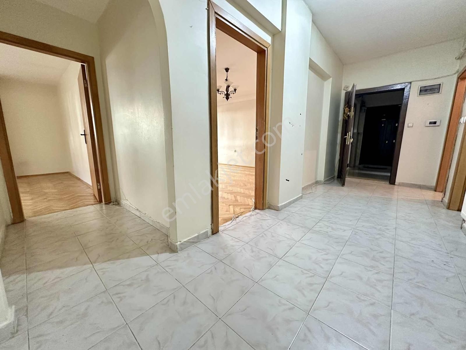 Tenor'dan Dikmen Ve Sinan Cd. Dibi 2+1 90m2 Kiralık Yüksek Giriş - Görsel 18