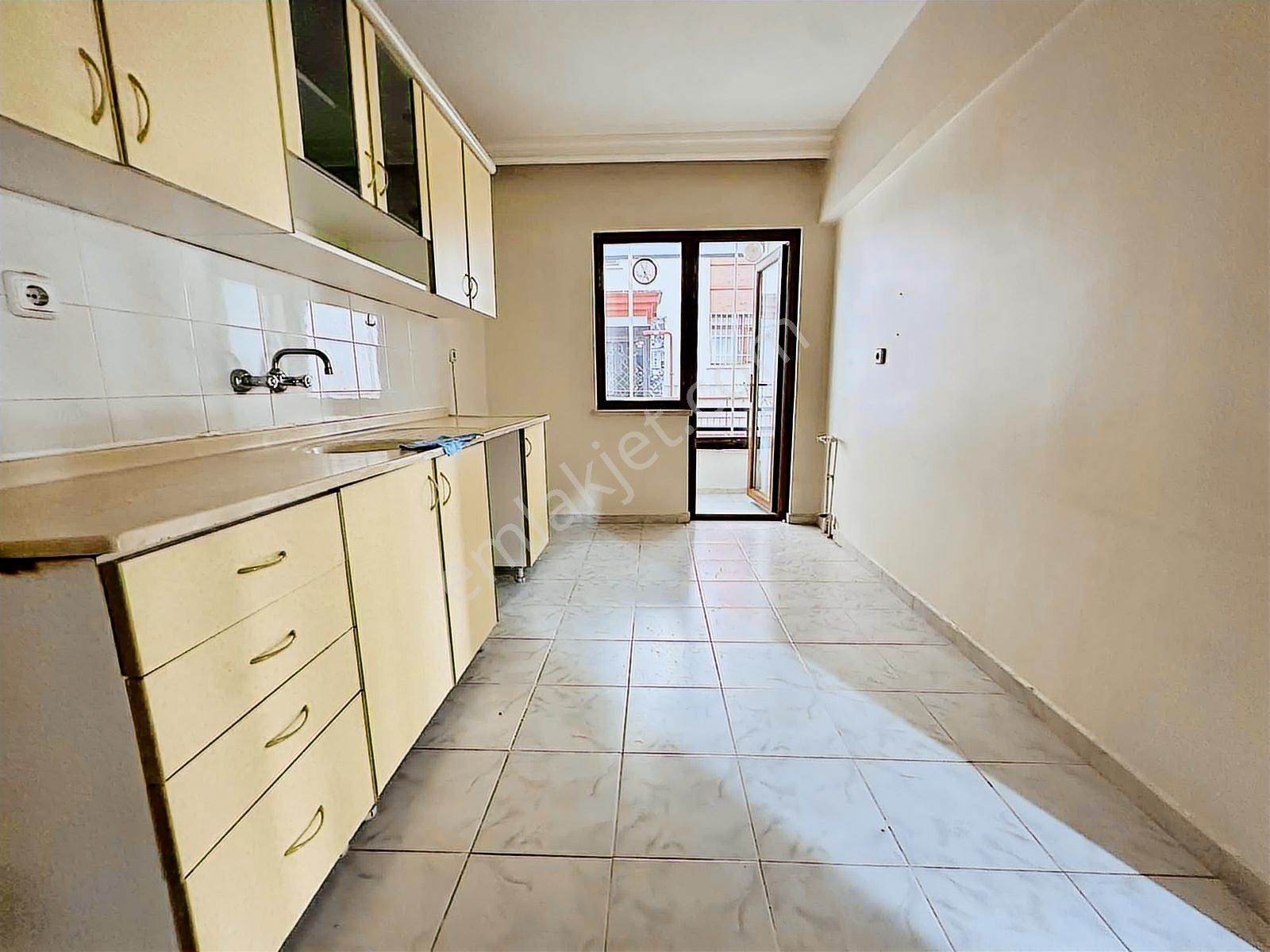 Tenor'dan Dikmen Ve Sinan Cd. Dibi 2+1 90m2 Kiralık Yüksek Giriş - Görsel 4