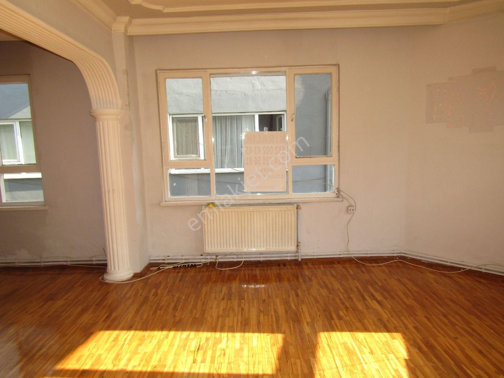 Heykel Çinkolukahve Sokak 3+1 120m2 3.arakat Kombili Kiralık Daire 13bintl - Görsel 3