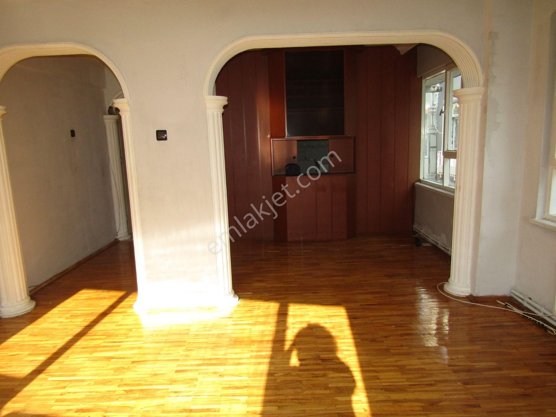 Heykel Çinkolukahve Sokak 3+1 120m2 3.arakat Kombili Kiralık Daire 13bintl - Görsel 4